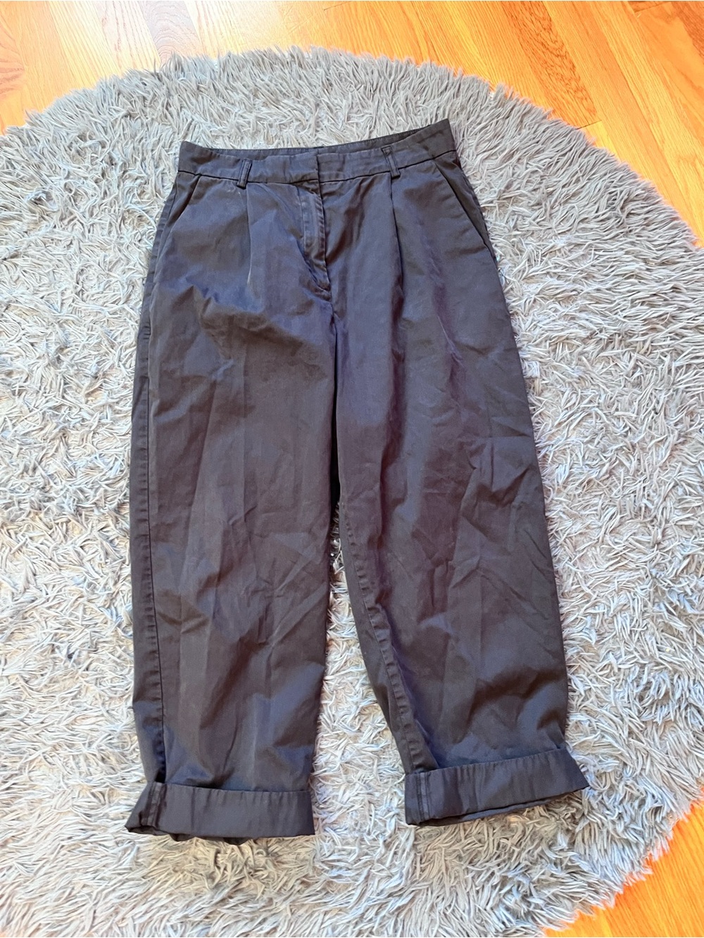 $335 You Must Create London YMC Dark Gray Cropped Chino Pants Size 6